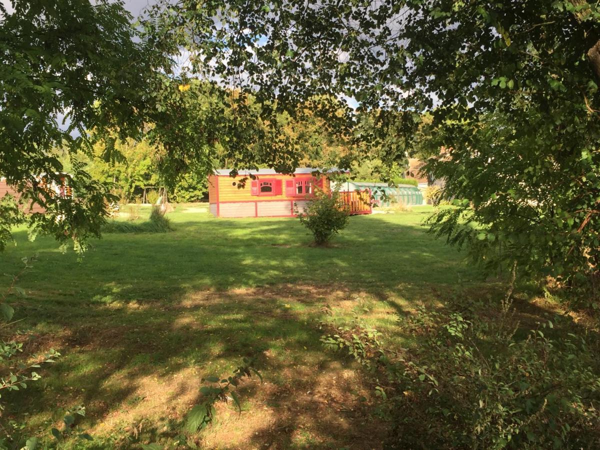 Le Domaine Des Tuileries Guest House Salins Exterior foto