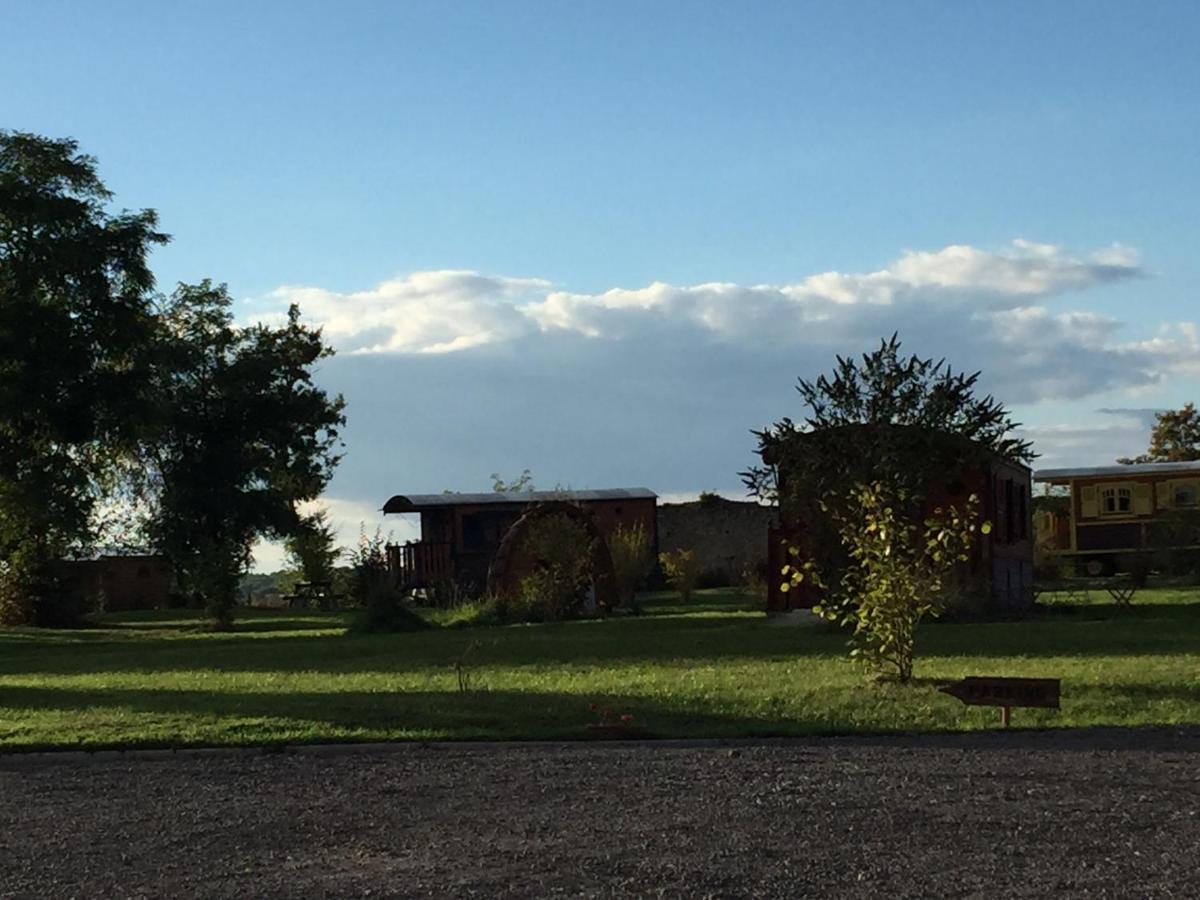 Le Domaine Des Tuileries Guest House Salins Exterior foto
